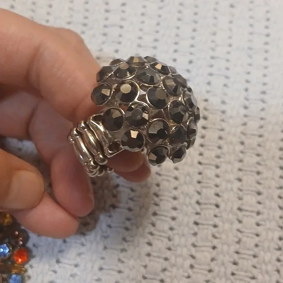 Colorful Vintage Gemstone Brooch and Black Gem Ring Set - Picture 5 of 14